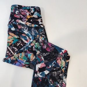 Lululemon fast and free crop. Size 4. Print.